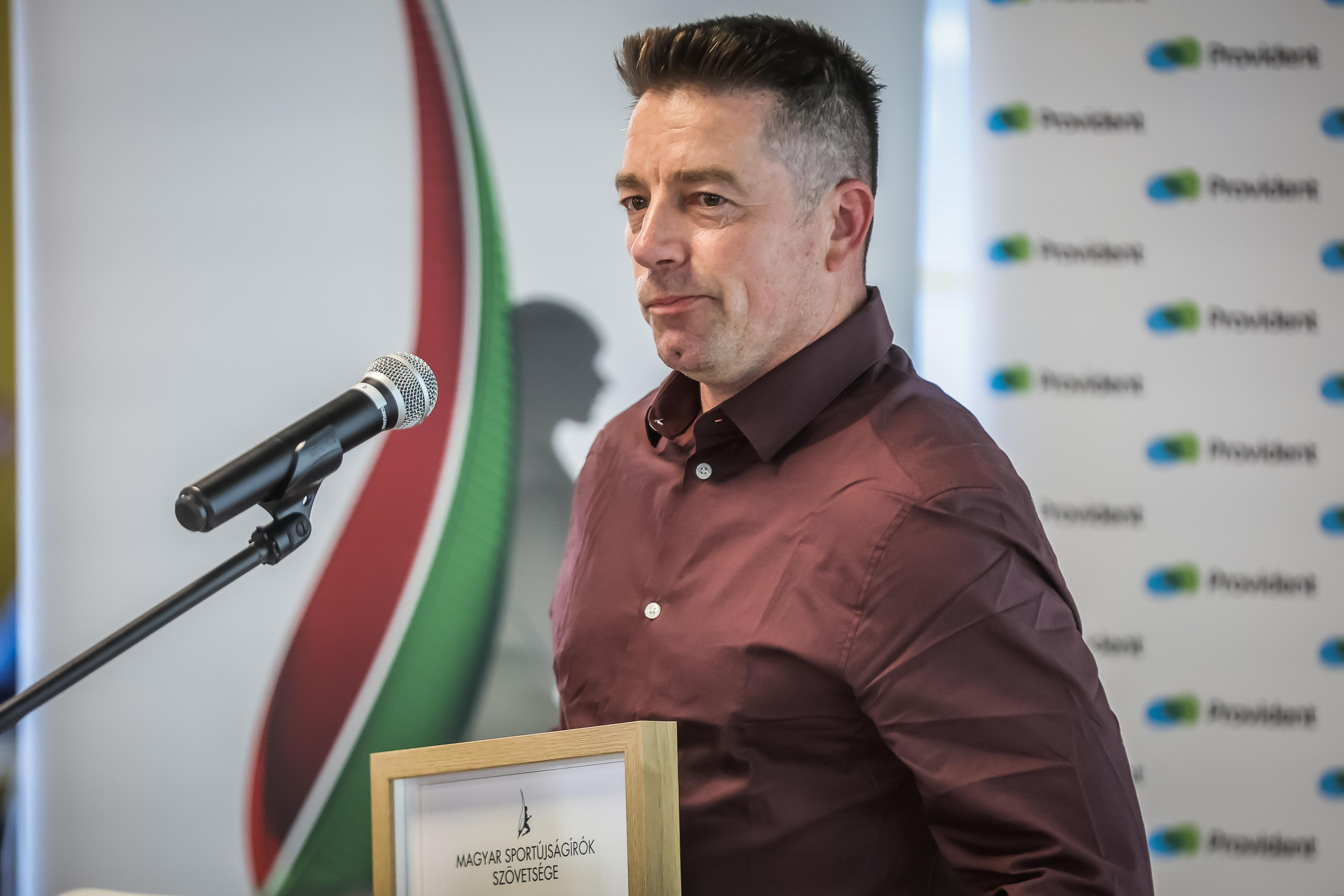 Tóth Gábor az MSÚSZ egyik új Gyulai István-díjasa